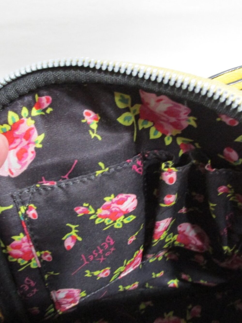 P2874-Betsey Johnson Yellow Pebble Big Bow Backpack - Picture 7 of 8